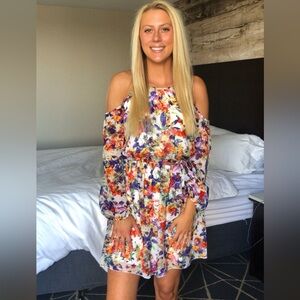Guess off the shoulder floral dress with sleeves. Size 4